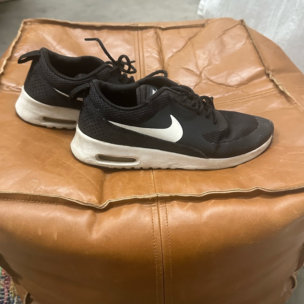 Nike Black and White Men's Sneakers